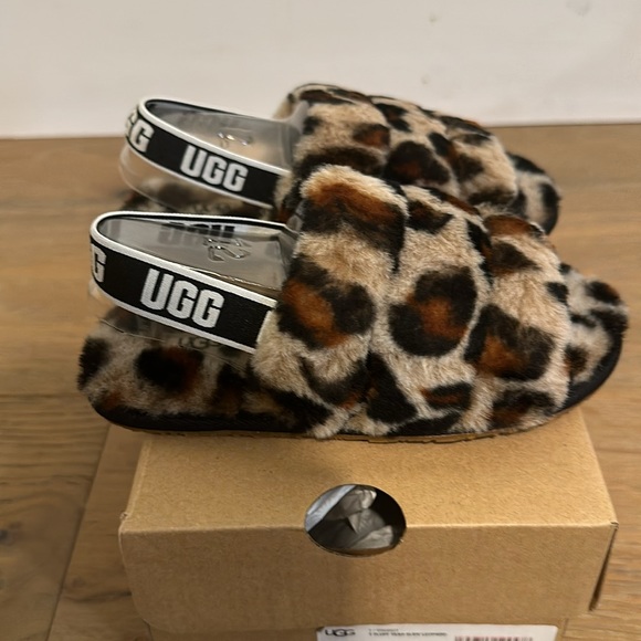 NIB TODDLER FLUFF LEOPARD SLIDE - Picture 2 of 7
